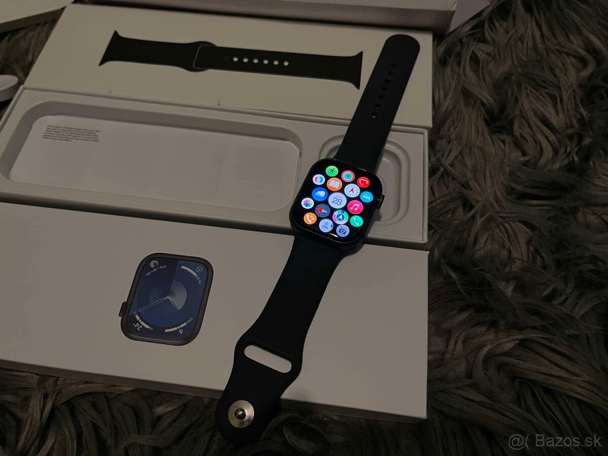Apple Watch Series 5 44mm - 2