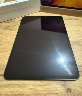 Predám iPad Pro 11 256GB 2020 - 2