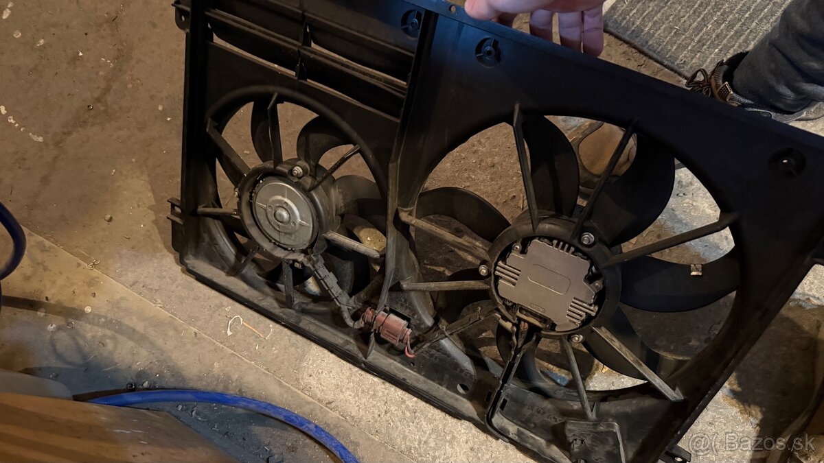 Stena ventilátorov golf 5/6 - 2