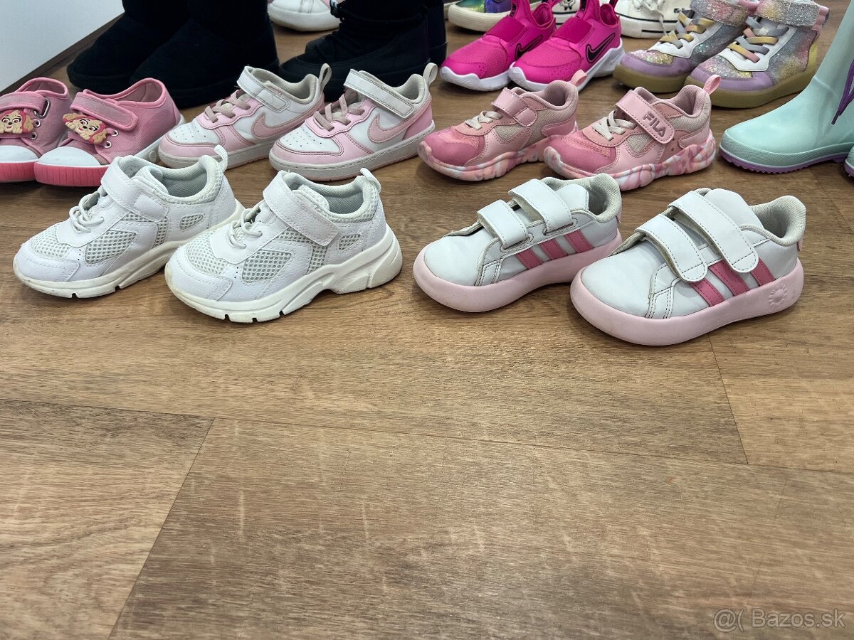 Nádherne tenisky od 25-28 - 2