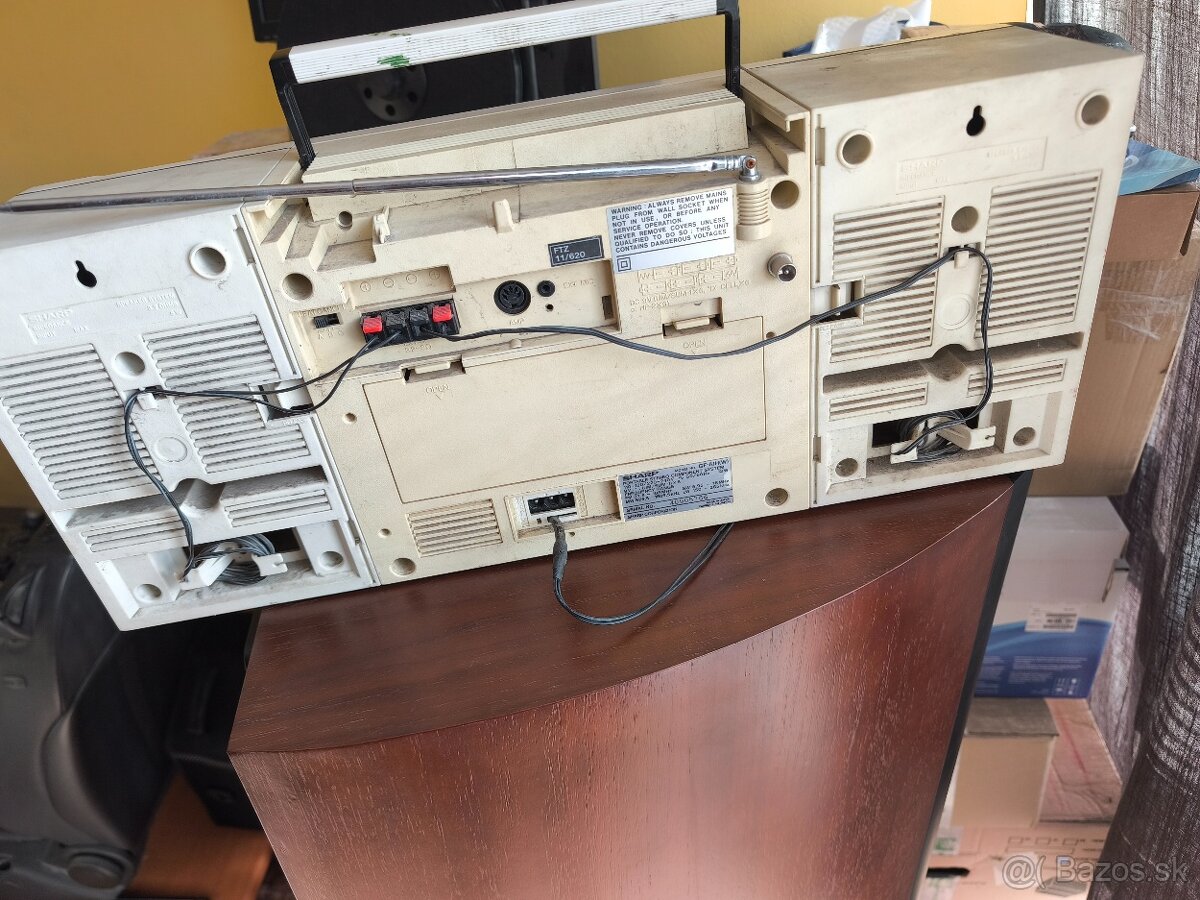 Radio s kazetskom Sharp biele - 2