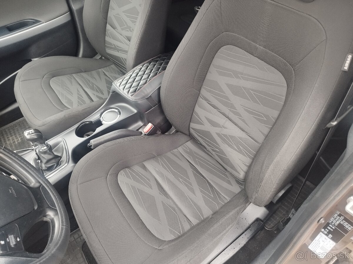 Kia ceed SW 1.6 CRDI 94KW - 2