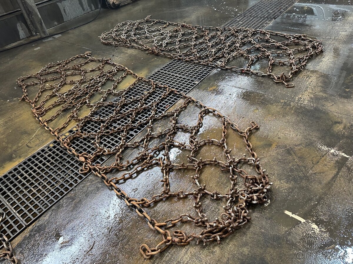 Ihlickove reťaze na Equus 1. - VIN 011 - 2