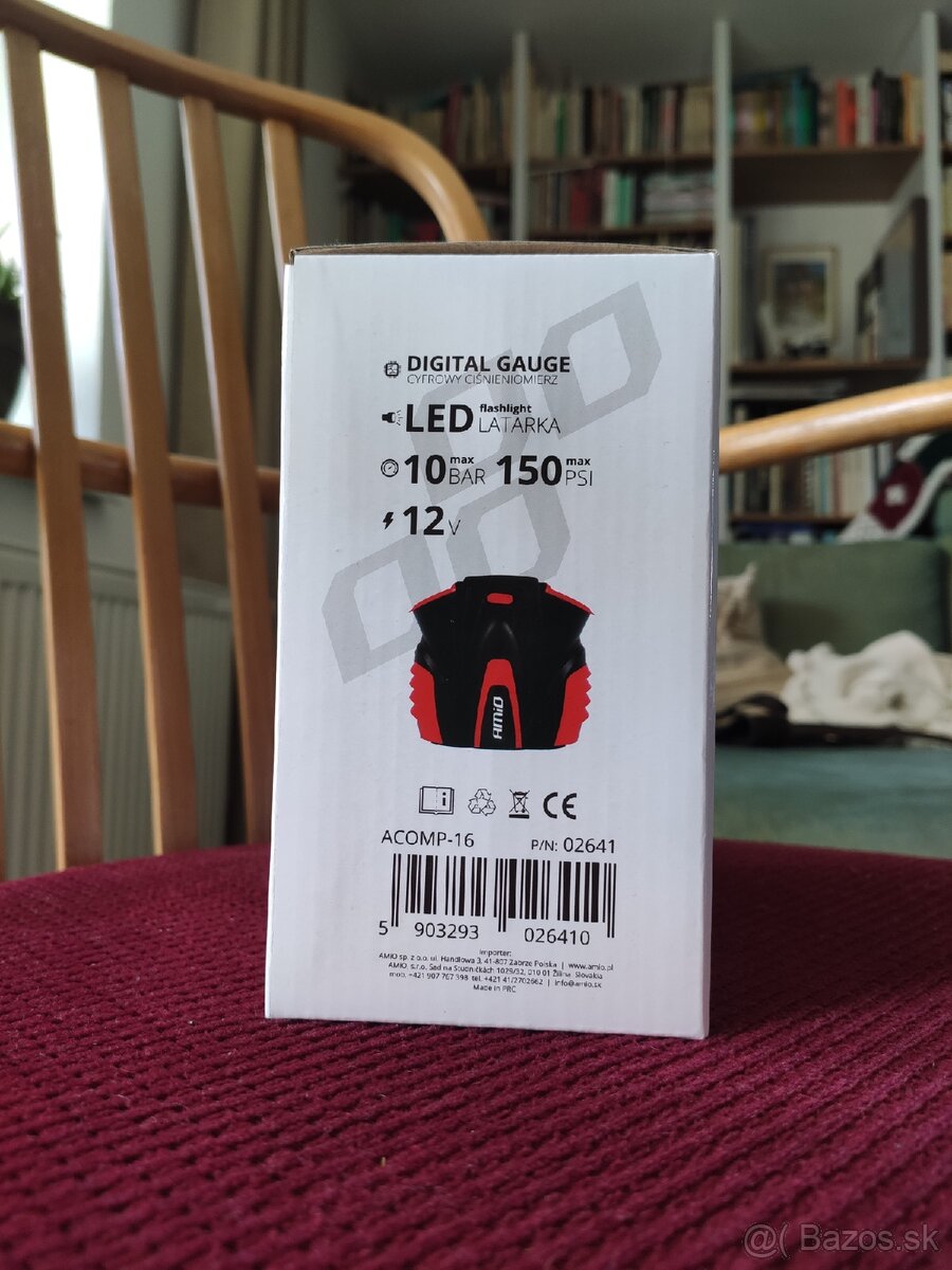 Digitálny kompresor do auta s LED 12V - 2