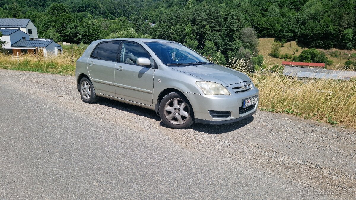 Predám toyotu corollu e12 - 2