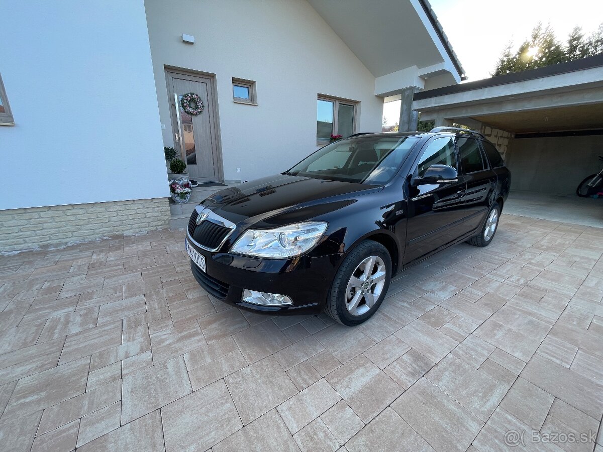 Škoda Octavia - 2