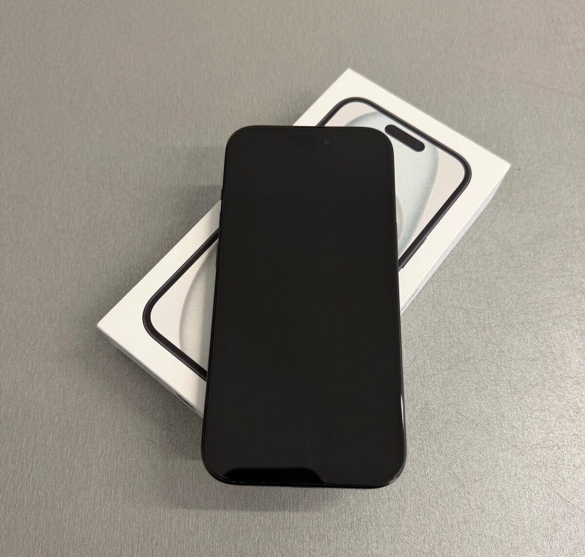 iPhone 15 128GB Black - 2
