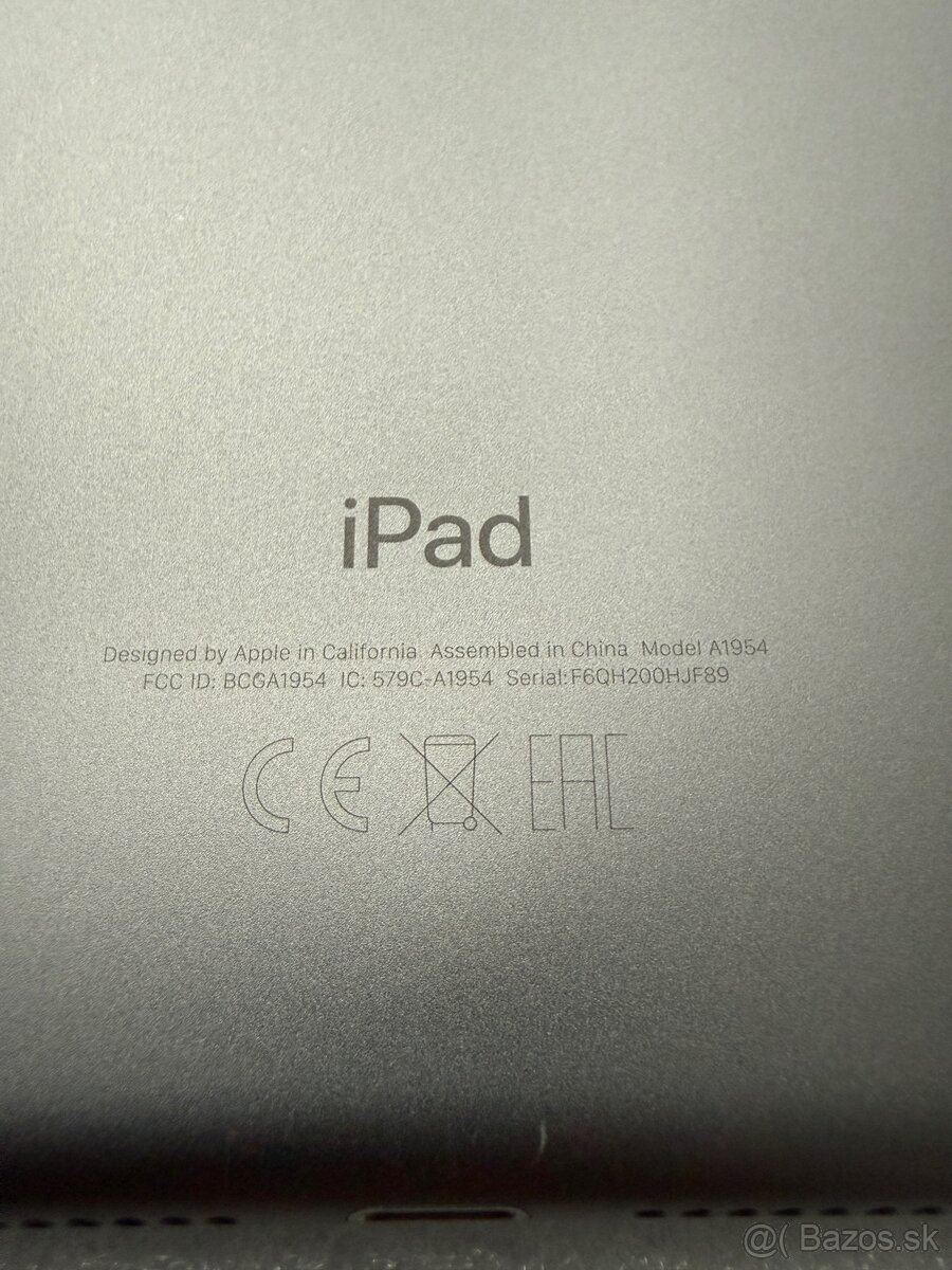 iPad 6. Generacie 9,7” 128GB Wifi + Celular - 2