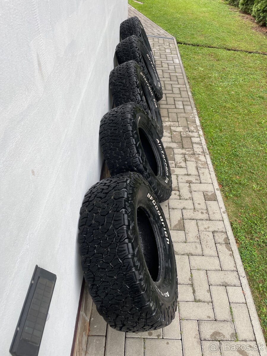 31x10,5 R15LT BFGoodrich All-Terrain T/A K02