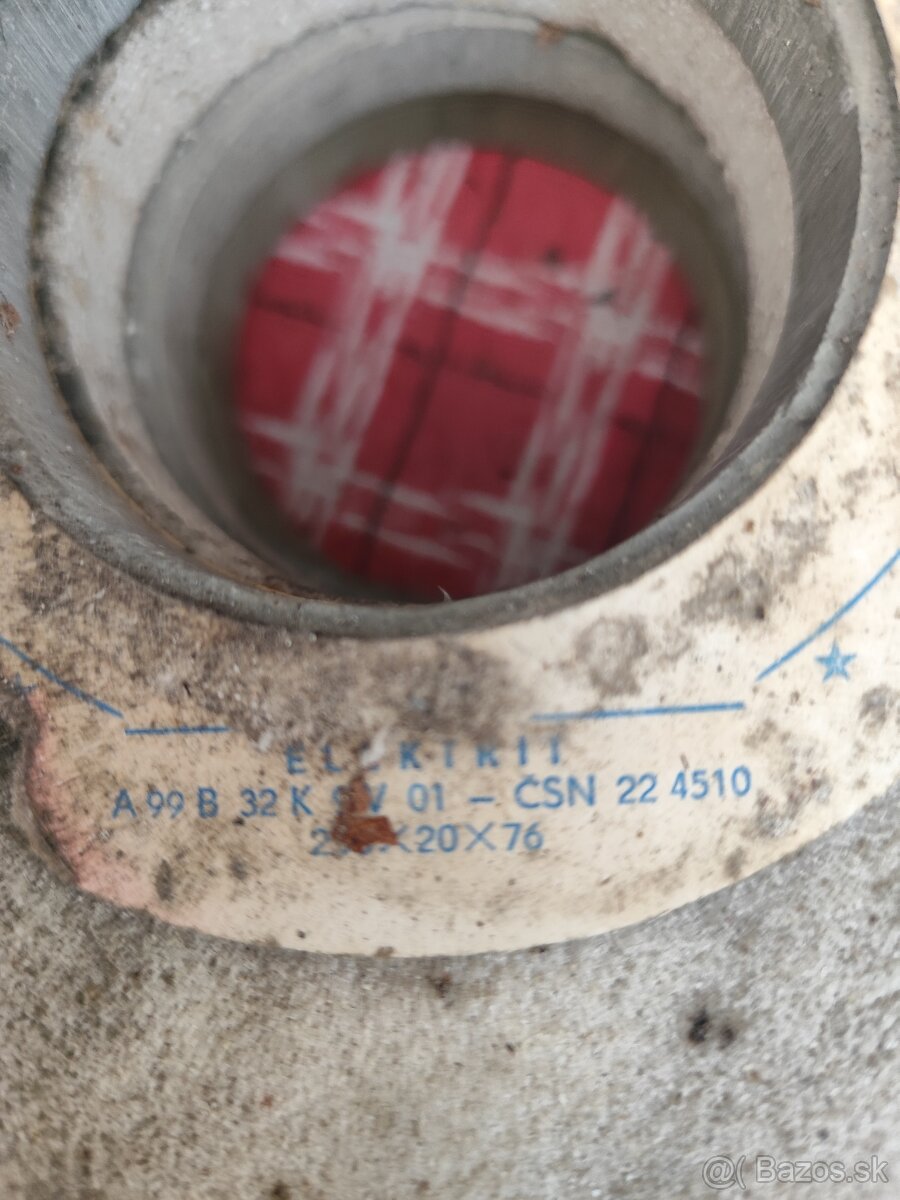 Kotúče Carborundum 250 × 20 × 76 mm - 2