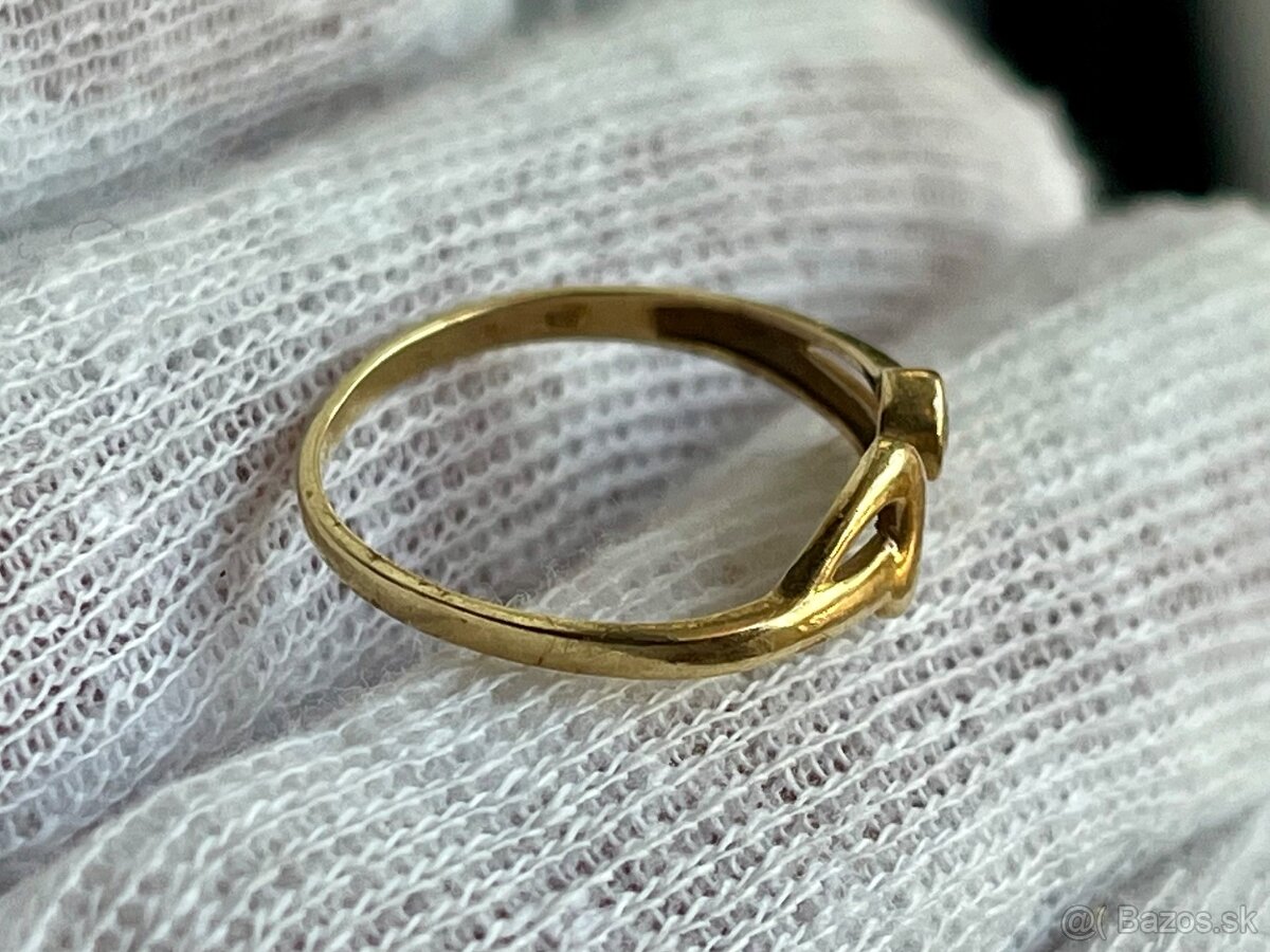 Au prsteň - 2