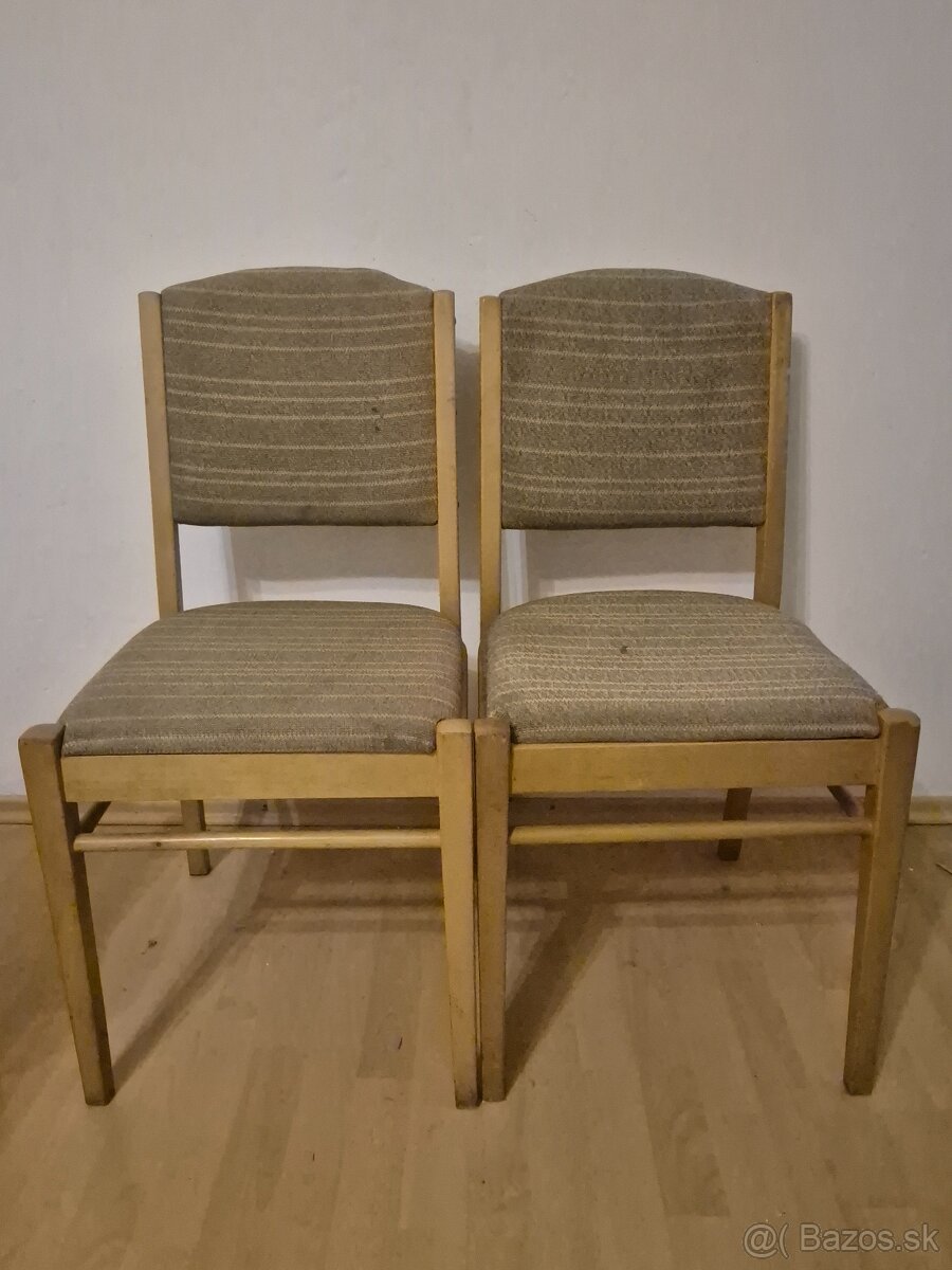 Dve stoličky - 2