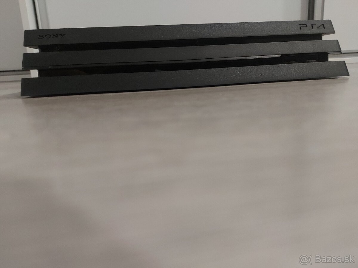 Ps4 pro 1tb - 2