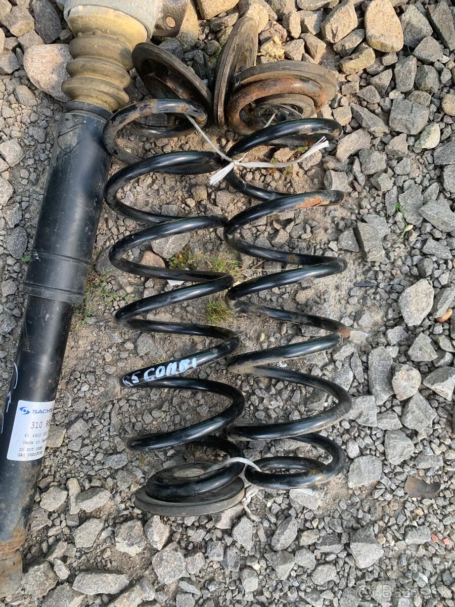 Predám predné aj zadné struny a tlmiče do VW seat - 2