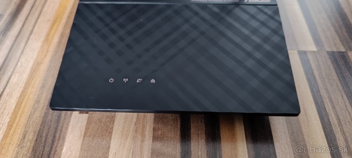 Router ASUS RT-N12+ - 2