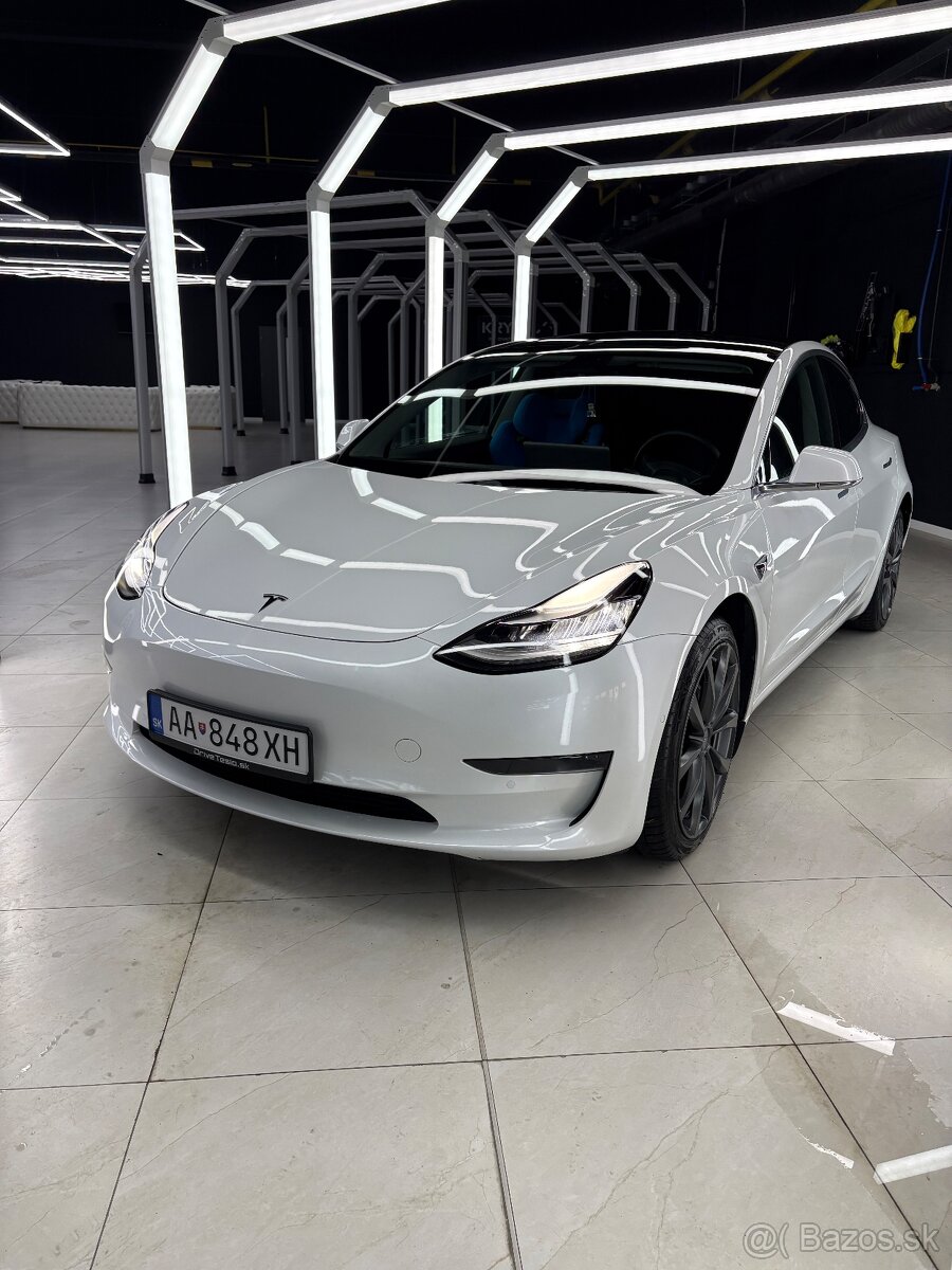 Tesla Model 3 LR + AHK, r.v. 2020 - 2