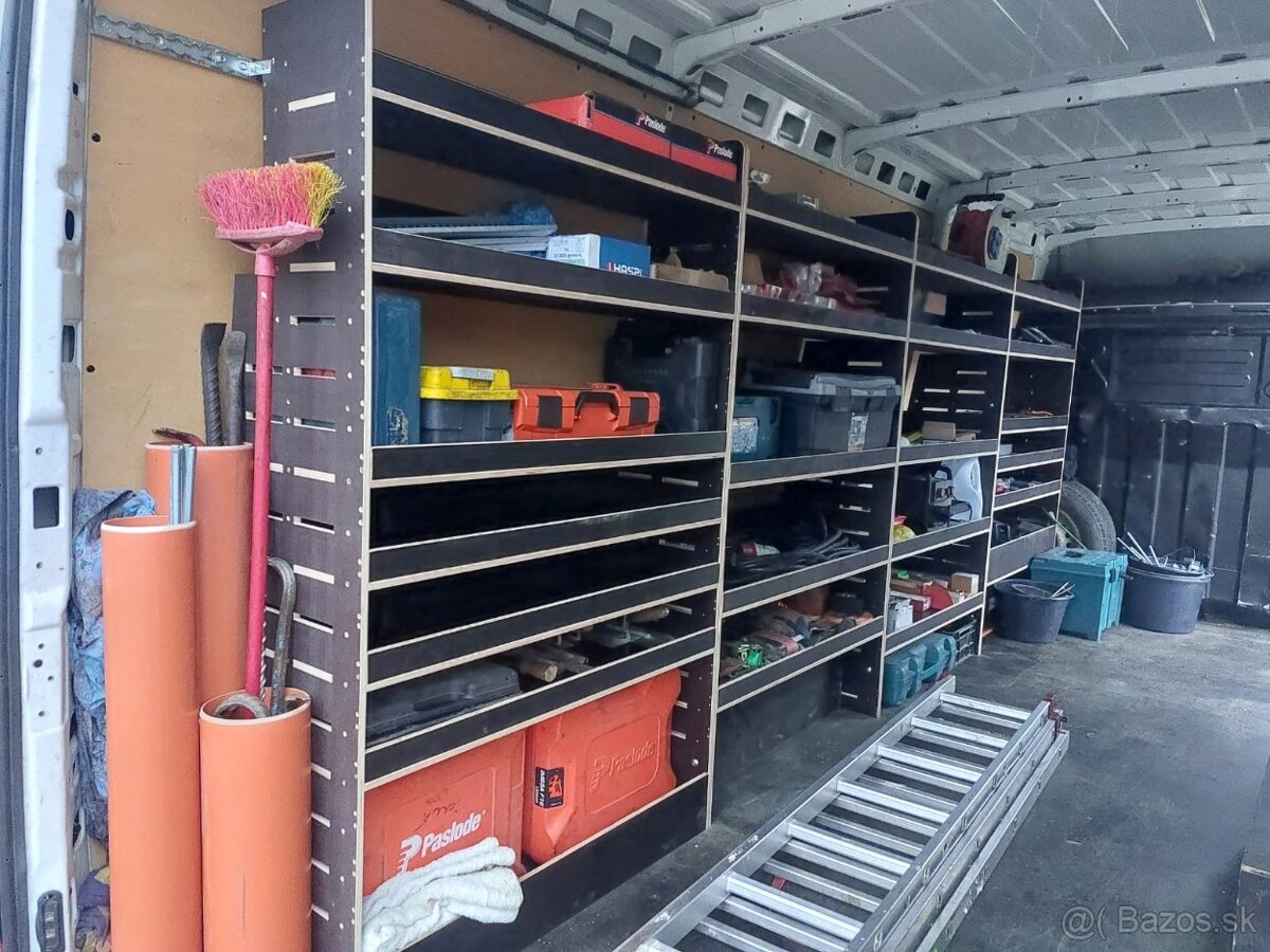 Regály do dodávky - 2