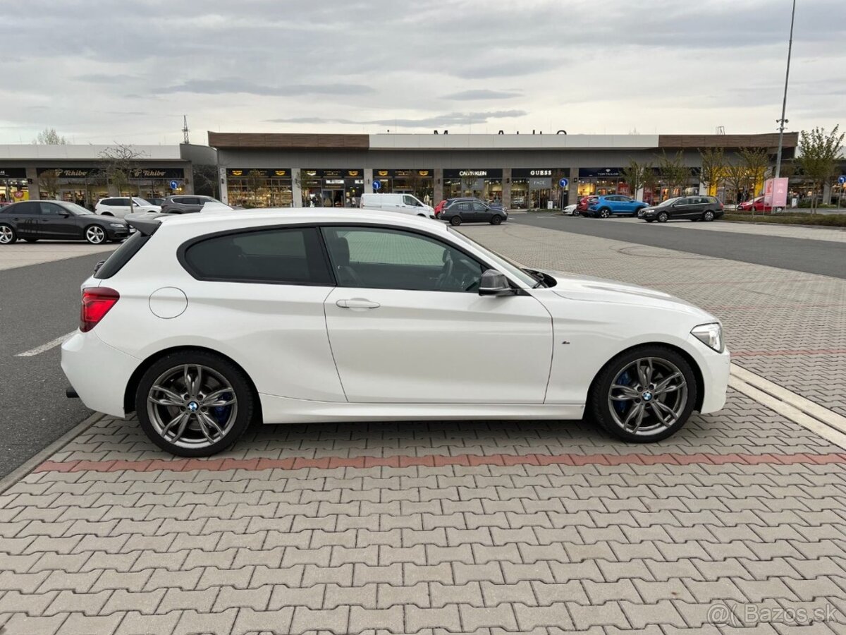 BMW M135i 235kw M Performance zadní náhon - 2