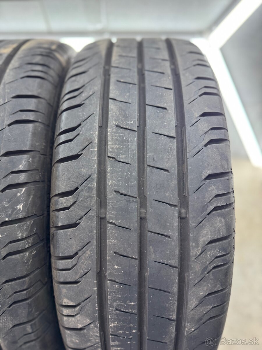 LETNÍ PNEU 225/55/17 C - 2