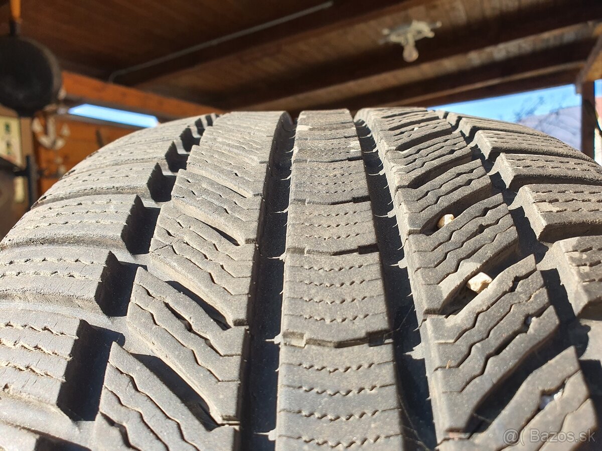 1KS zimna Continental 245/40 R18 - 2