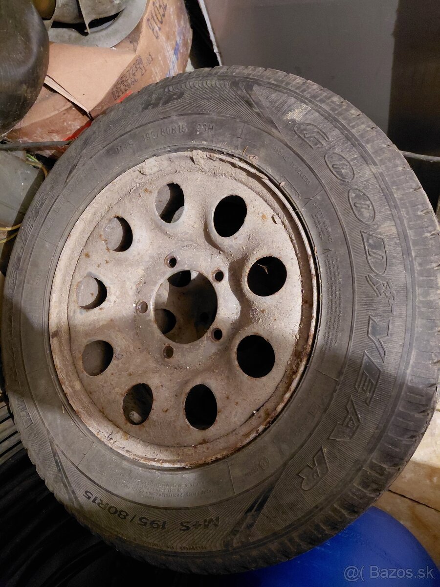5x139,7 Pneu 195/80 R15 - 2