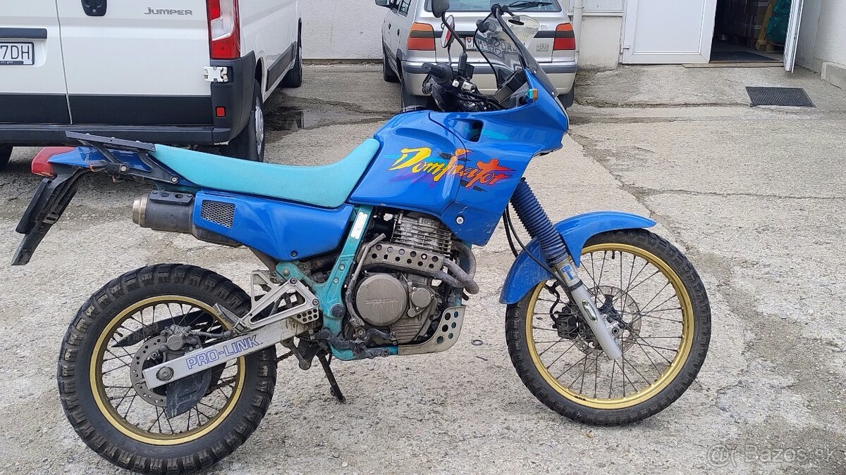Honda NX 650 Dominator