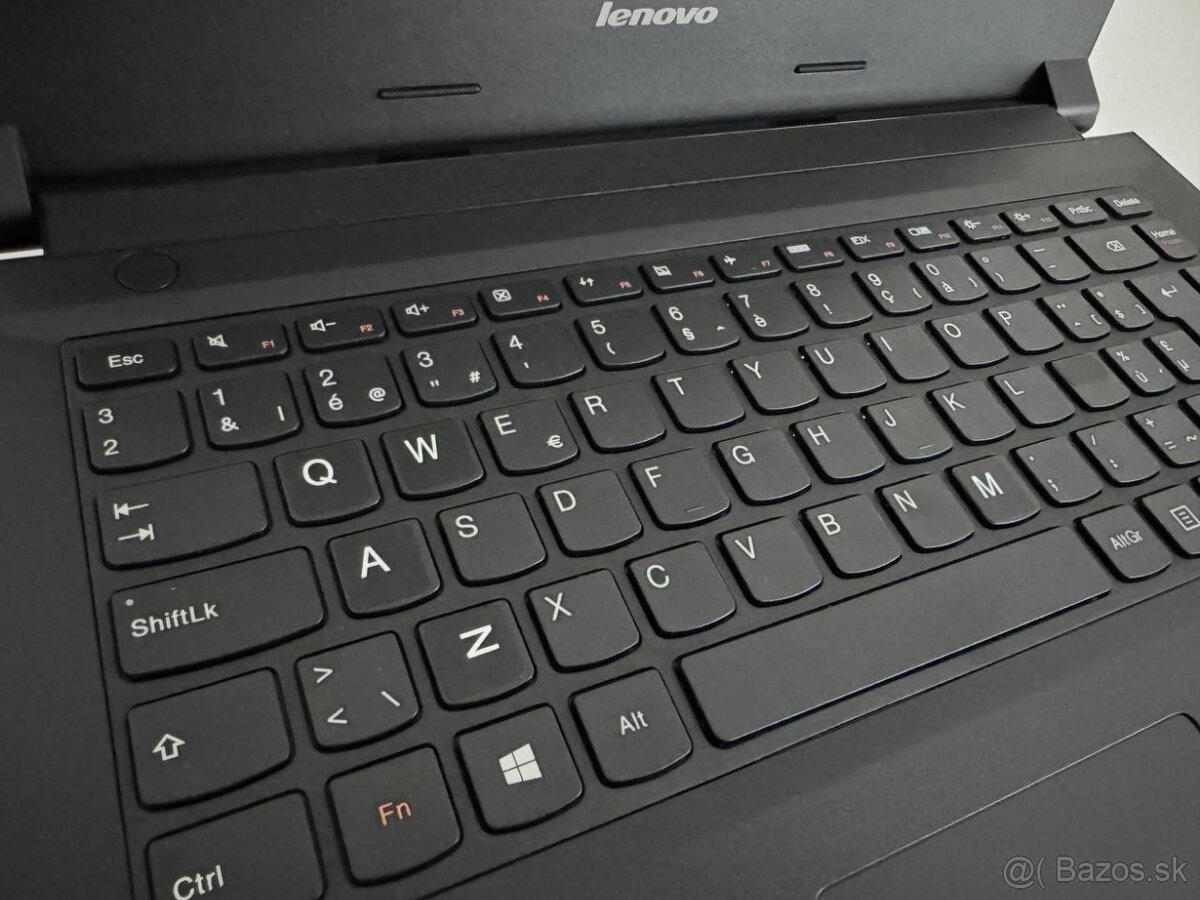 Lenovo, 128Gb SSD, 8Gb RAM, Výdrž 4h, Čistý Win 10 PRO - 2