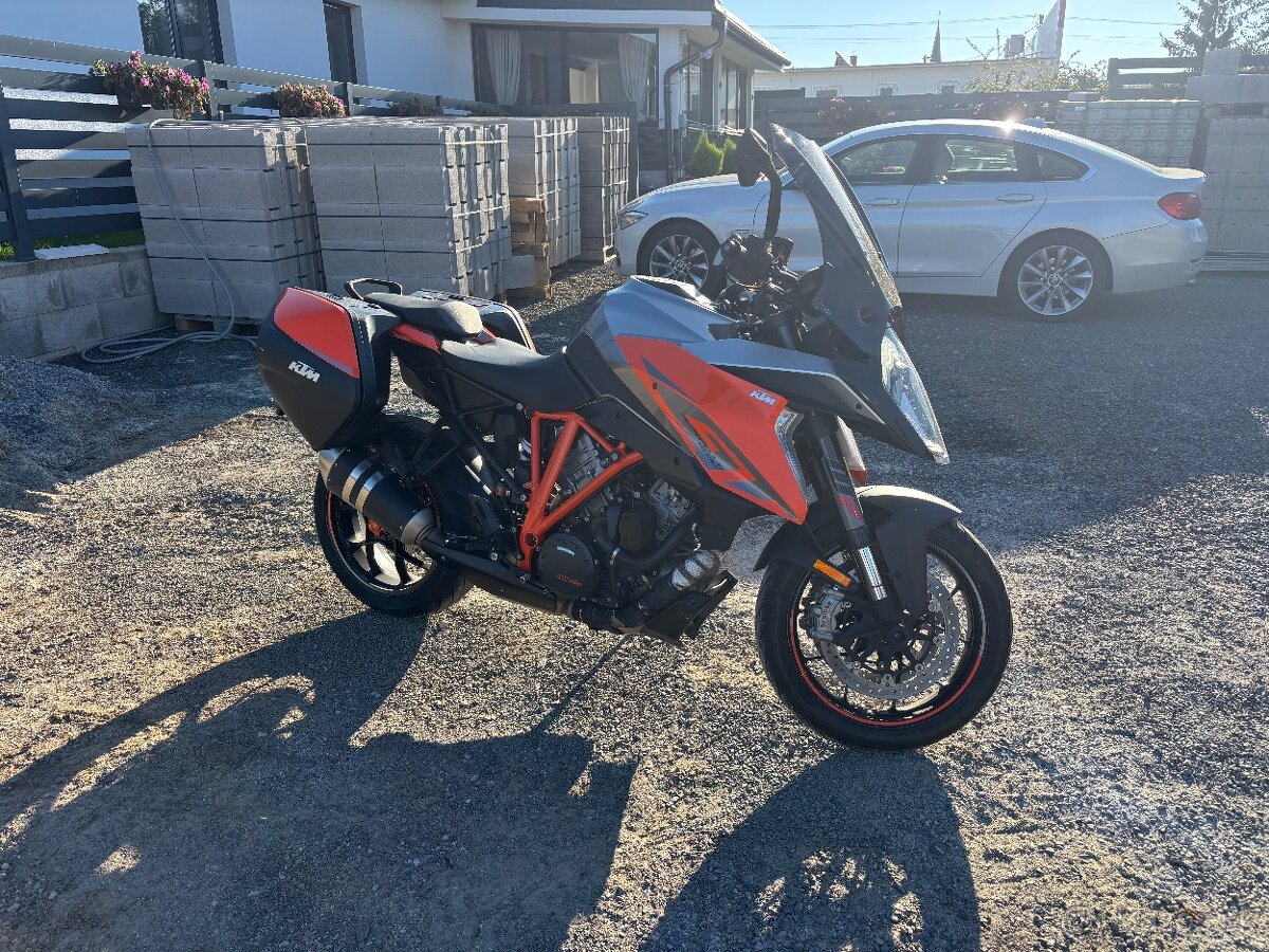 Ktm super duke 1290 gt - 2
