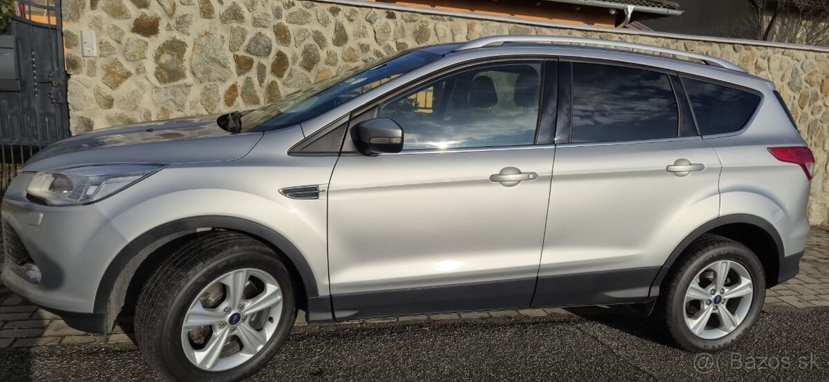 Ford Kuga - 2