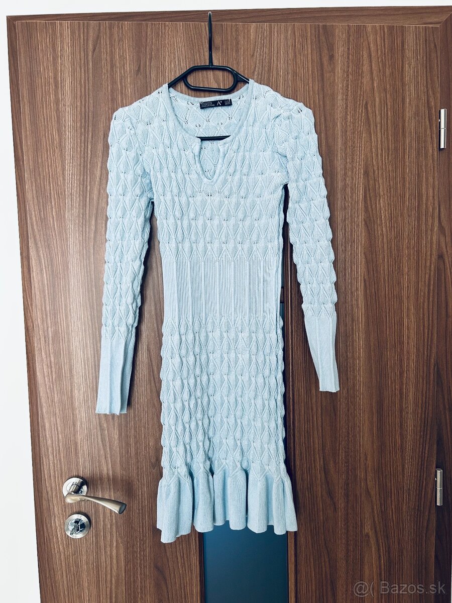 KRÁSNE PLETENÉ ŠATY značky A+ - 2