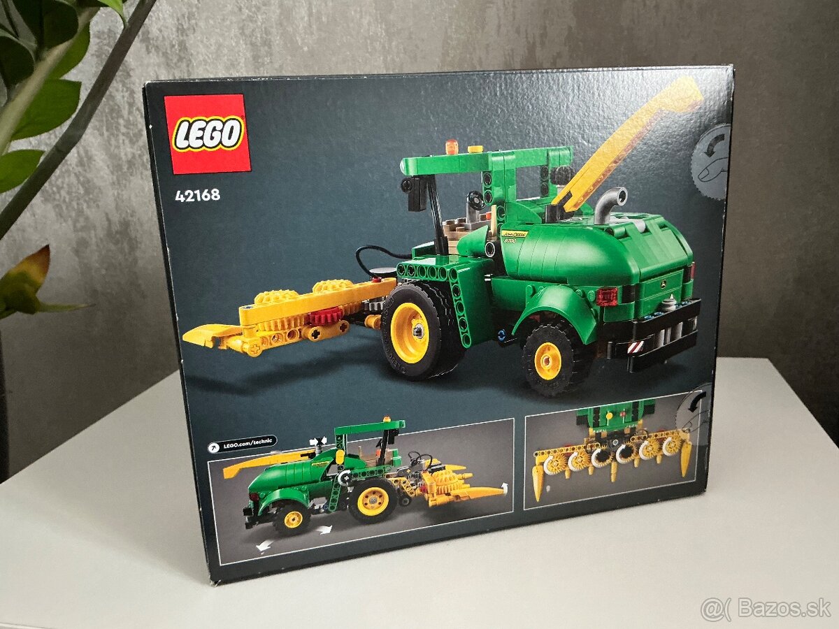 LEGO Technic 42168 John Deere 9700 Forage Harvester - 2