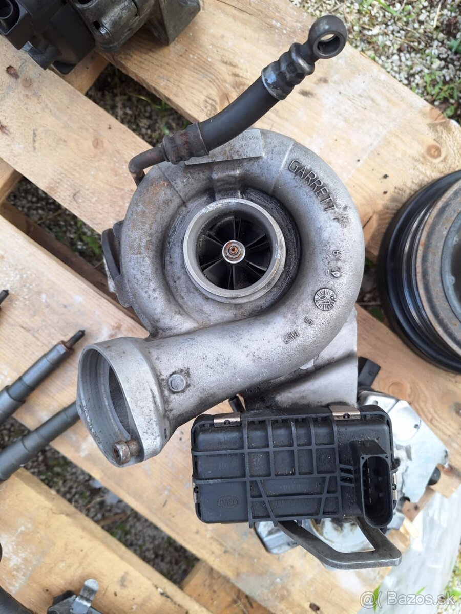 Predám diely z motora BMW X5 e70r.v 2008 - 2