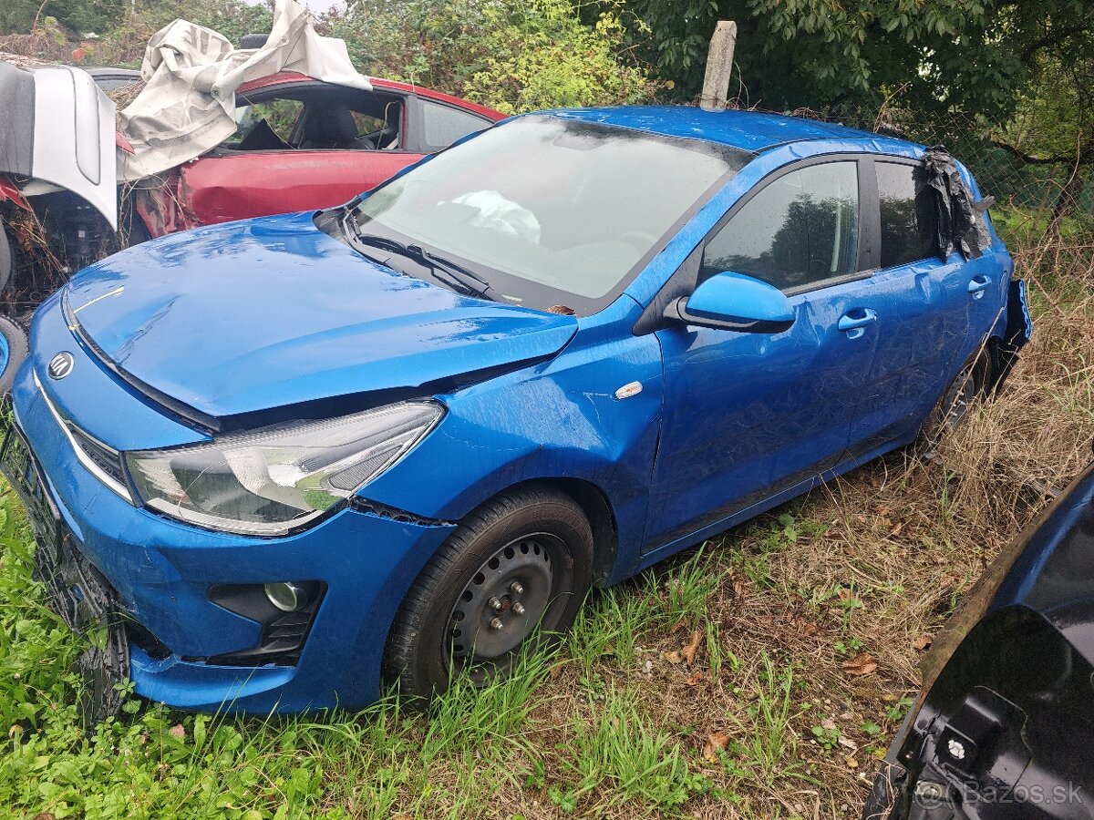 Kia Rio - 2