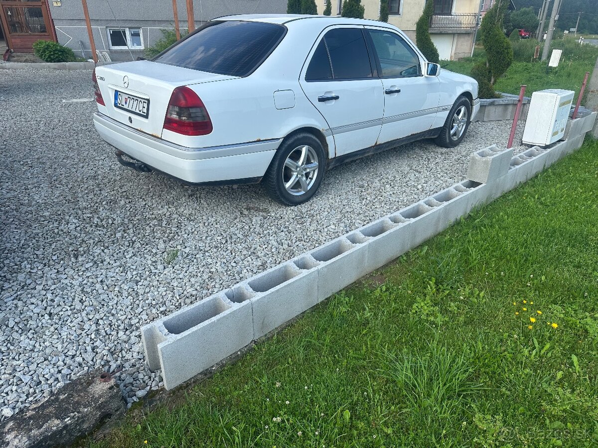 Mercedes triedy C, w202, C200 - 2