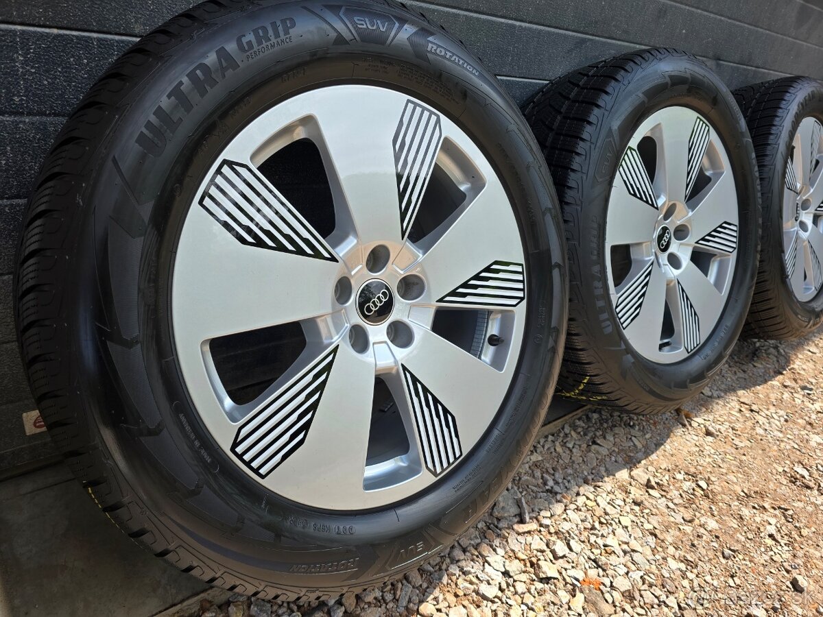 Zimná Sada AUDI E-TRON 255/55 R19 GoodYear - 2