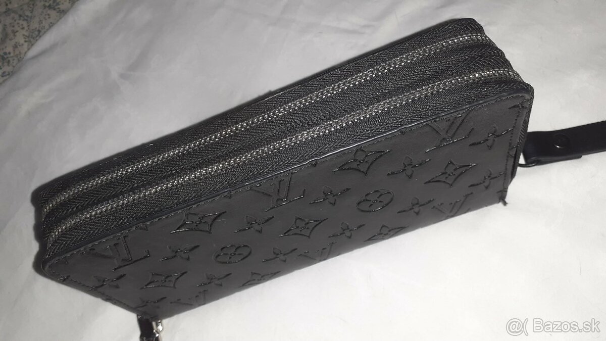 Louis Vuitton - 2