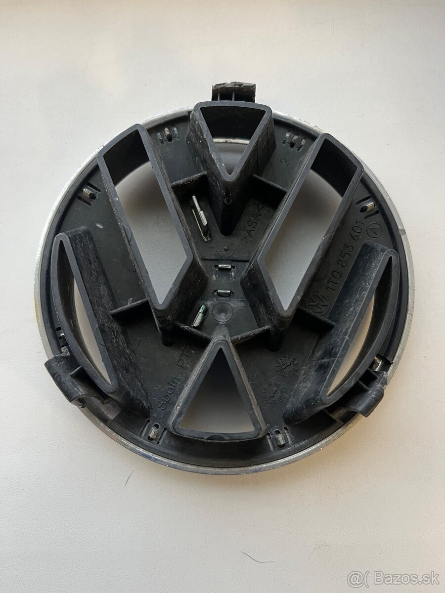 PREDÁM PREDNÝ ZNAK VW GOLF - 2