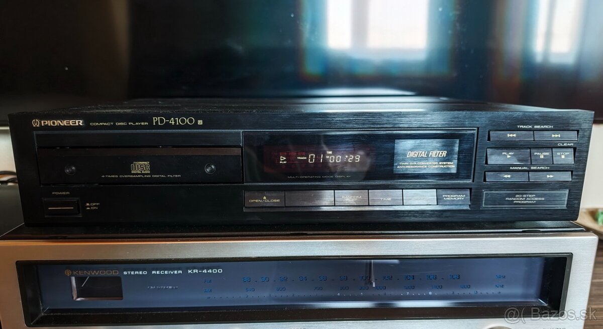CD prehrávač Pioneer super stav - 2