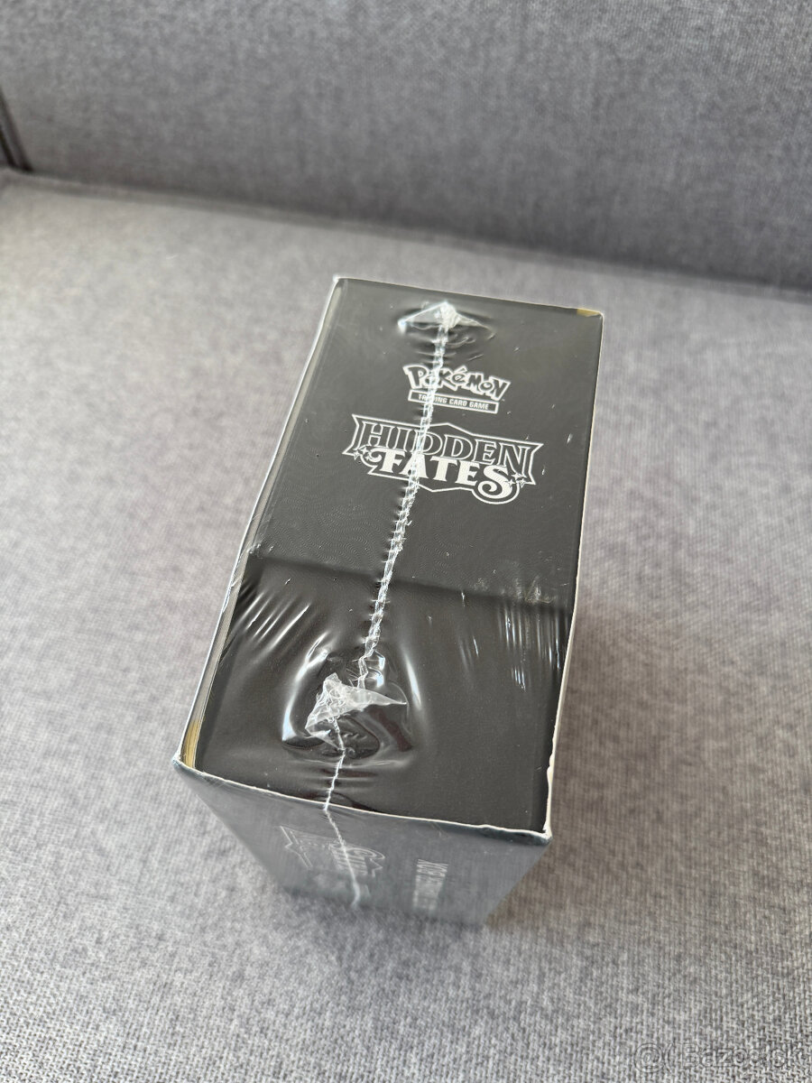 Pokémon Hidden Fates Elite Trainer Box ETB - 2