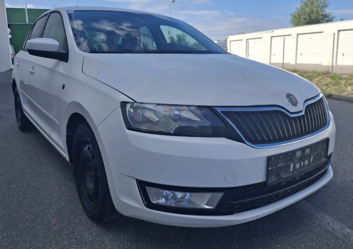 Skoda rapid 1.6tdi - 2