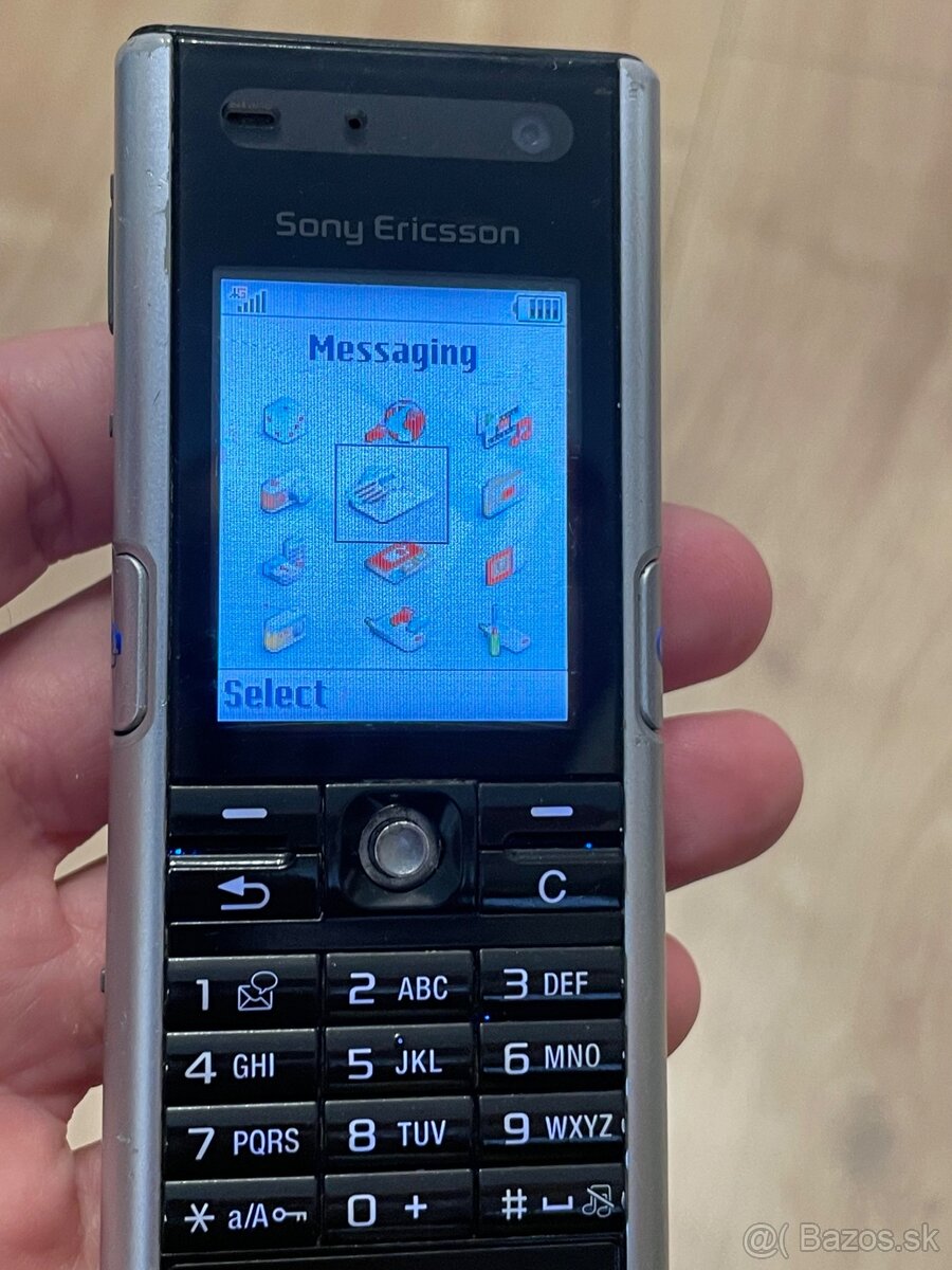SonyEricsson K600i - 2