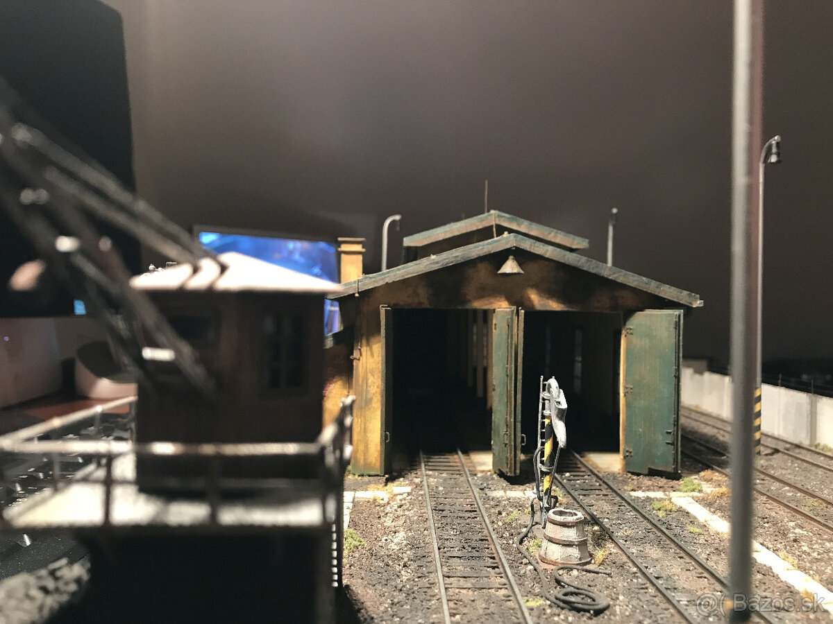 Lokomotívne depo - mierka HO - 2