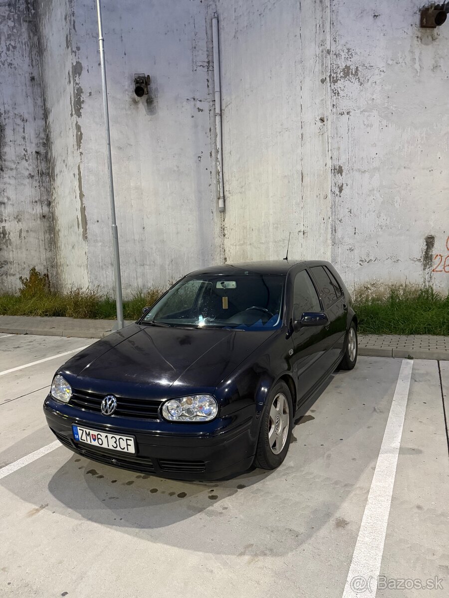 VW Golf 4 - 2