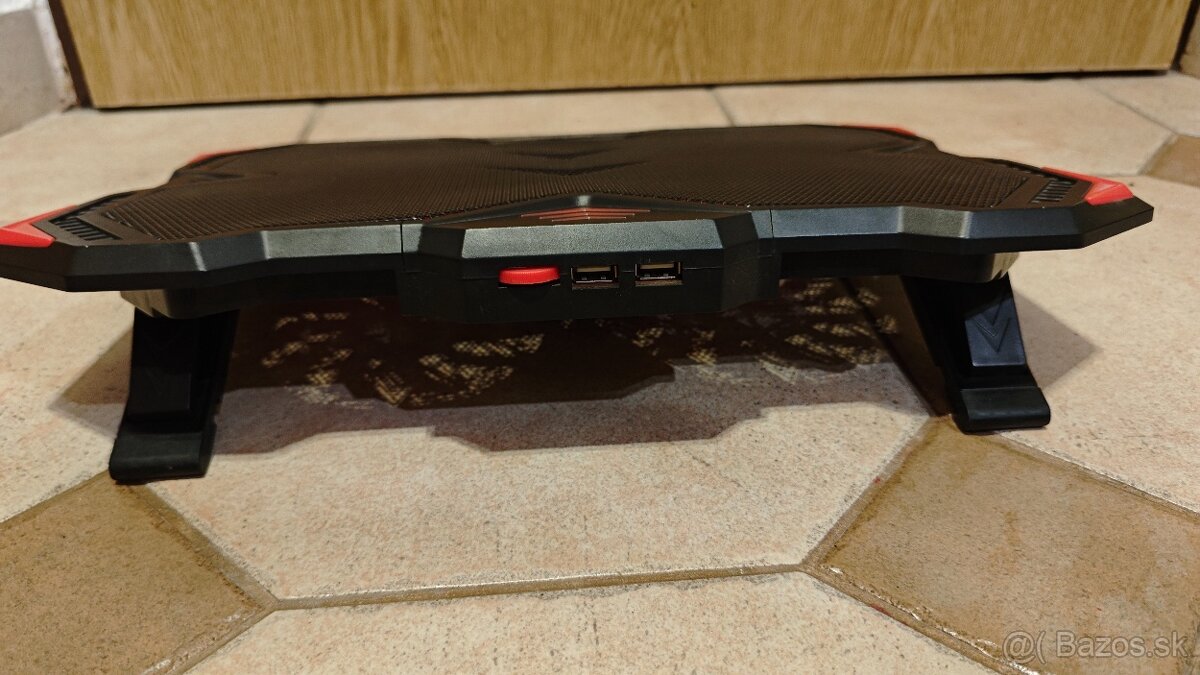 Chladiaca podložka pod notebook značky C-Tech - 2