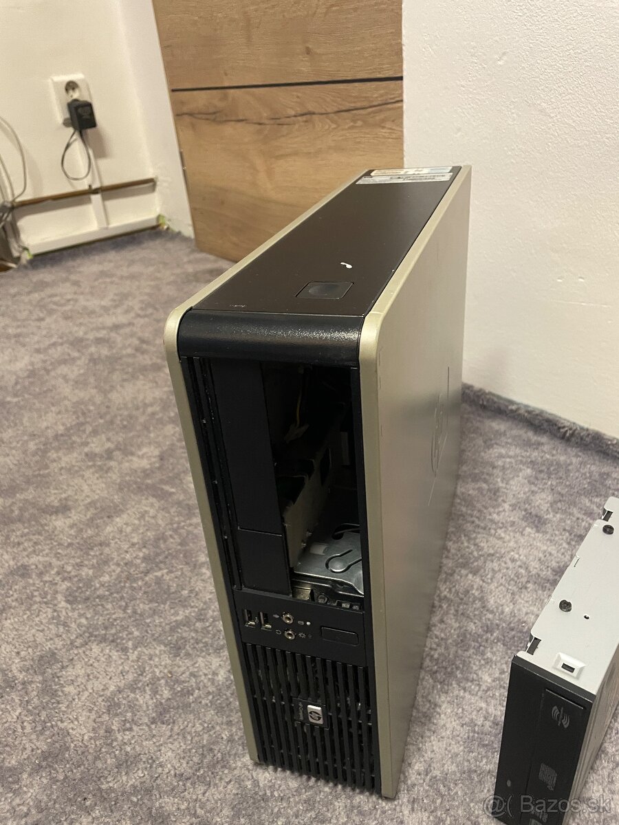 HP stolný počitač - 2