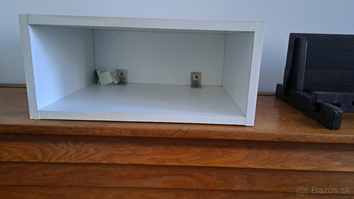 Polička drevo, mini regál - 2