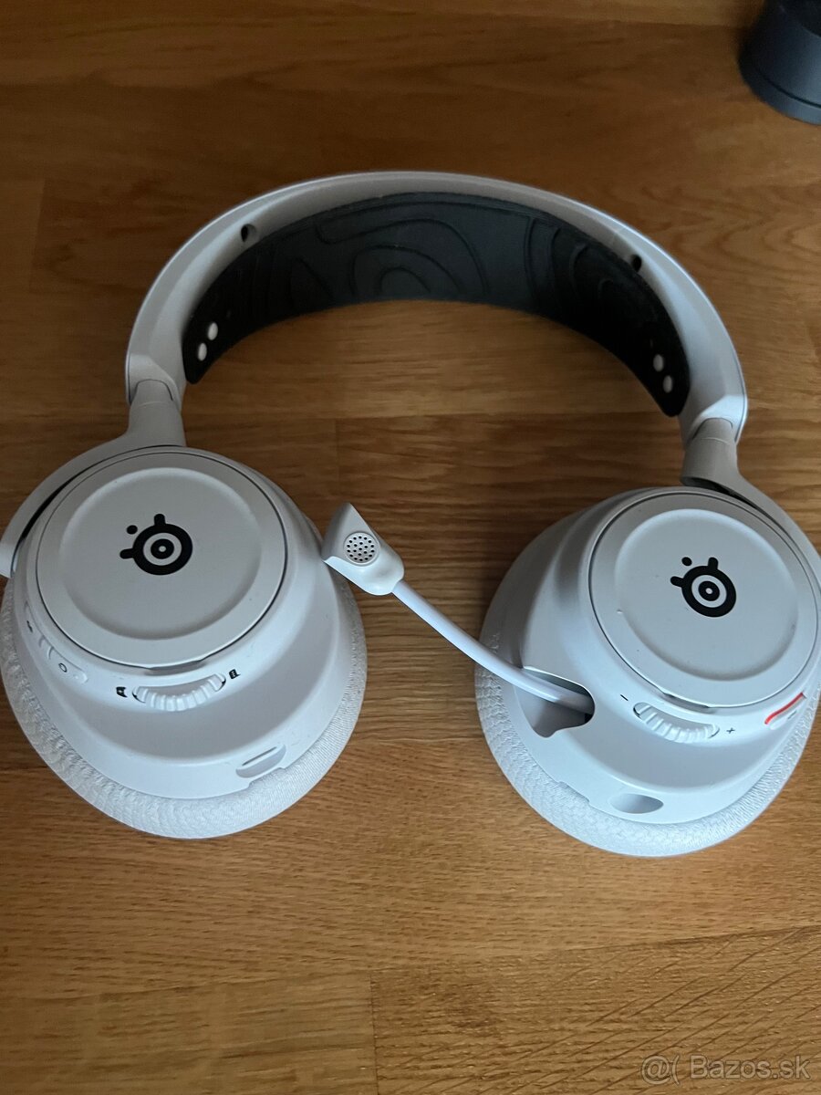 SteelSeries Arctis Nova 7X (biele) - 2