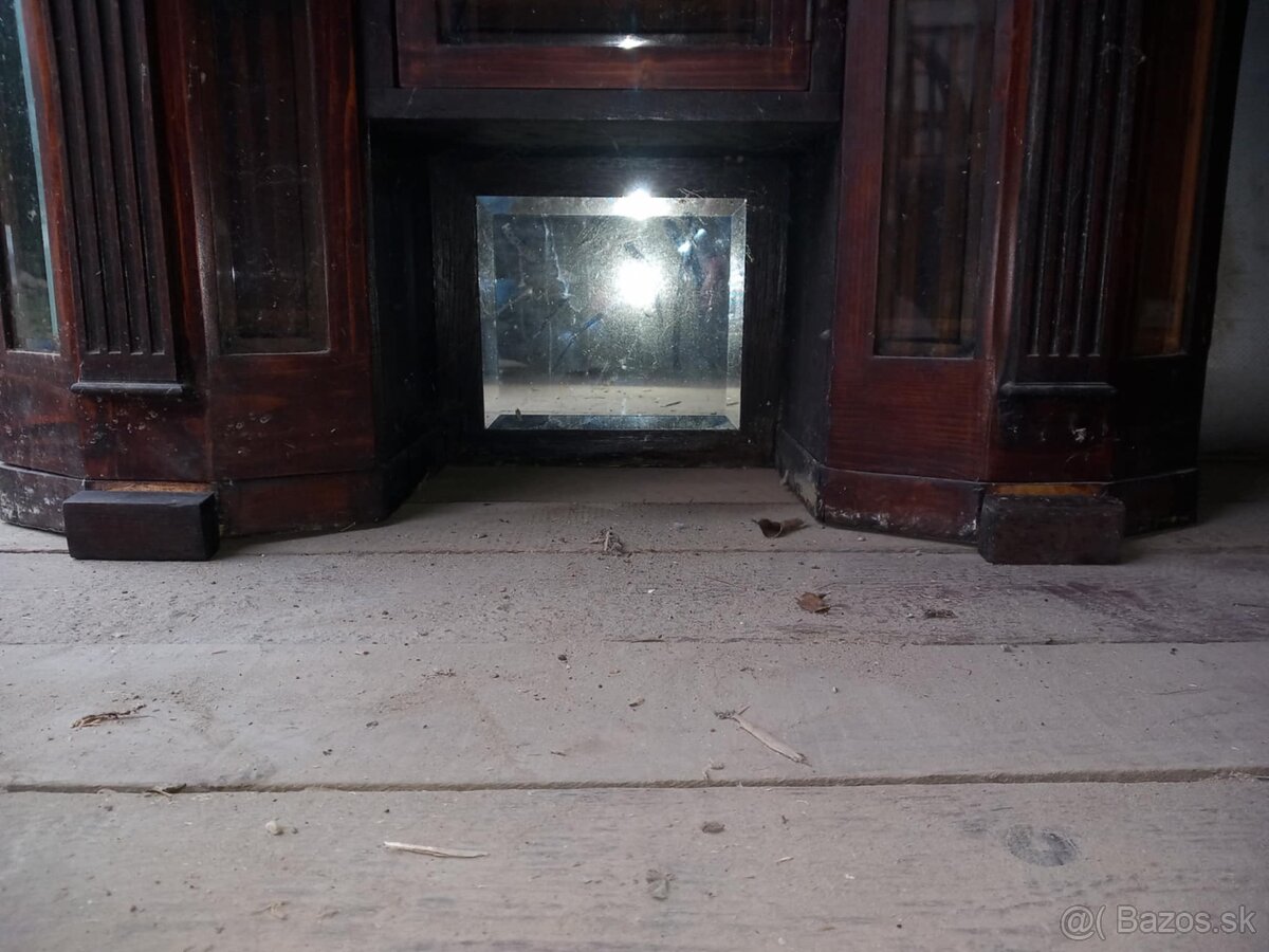 Komoda / skrinkova časť - 2