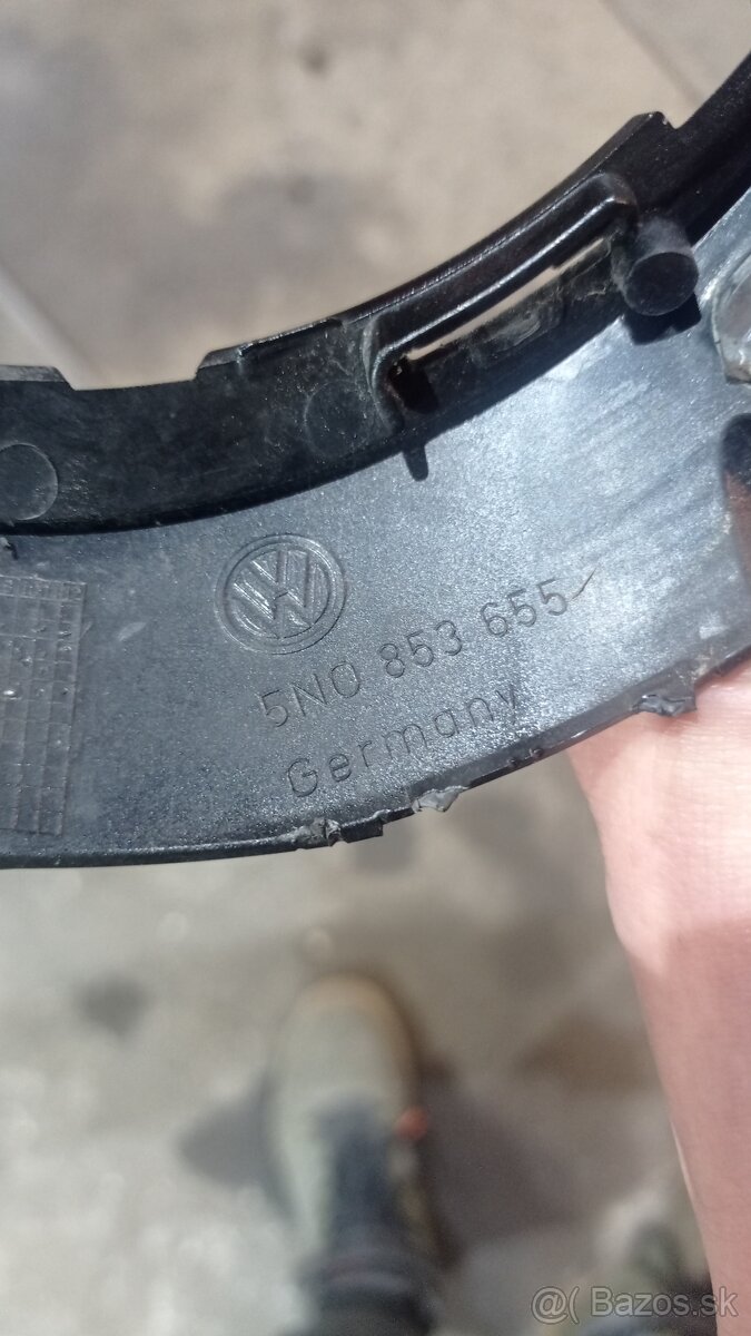 VW Tiguan predná maska - 2