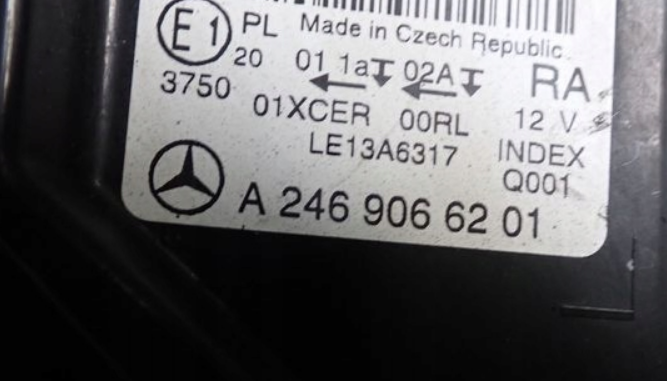 mercedes B svetlo led 2015+ - 2